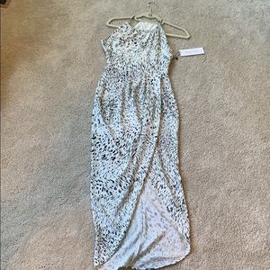 White maxi dress